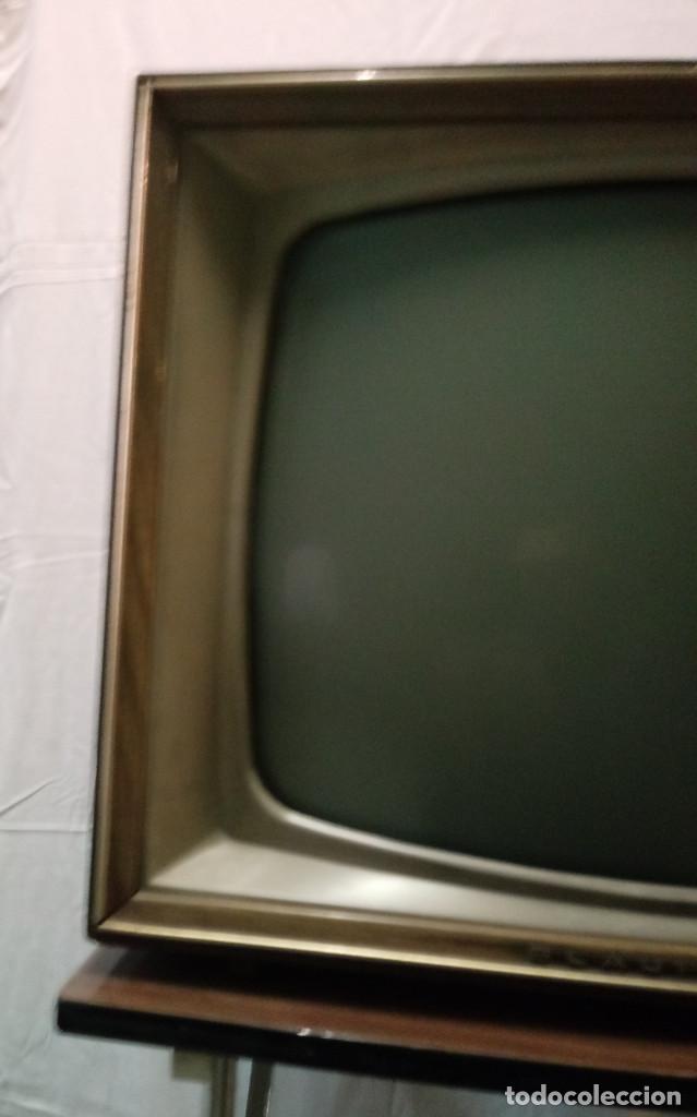 Vintage: TV con mesa - Foto 4