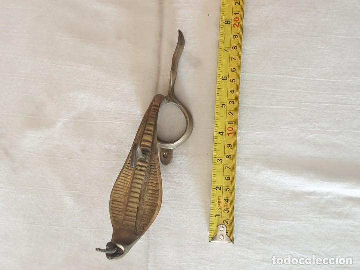Vintage: Percha serpiente bronce - Foto 8