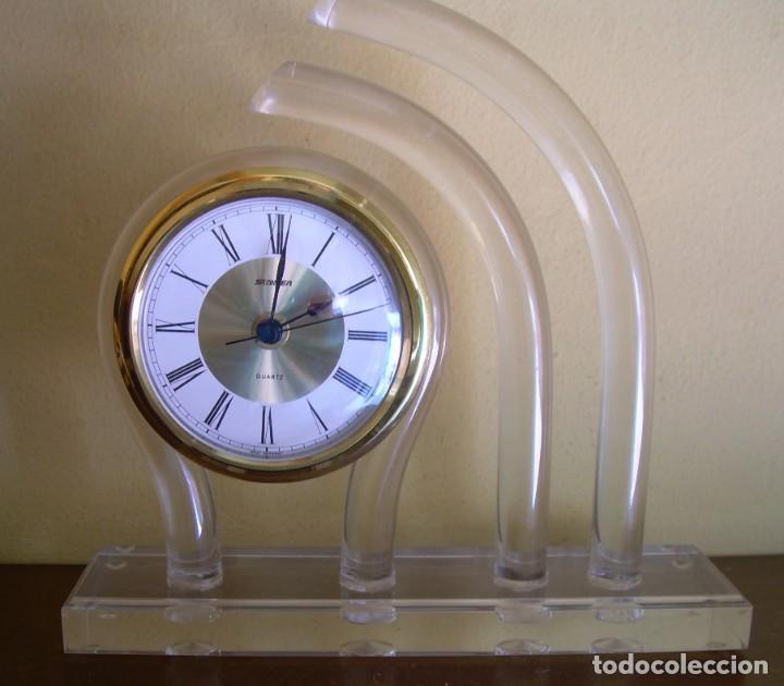 Vintage: ORIGINAL RELOJ VINTAGE DE SOBREMESA . A&Ntilde;OS 80. SIN USO. FUNCIONA