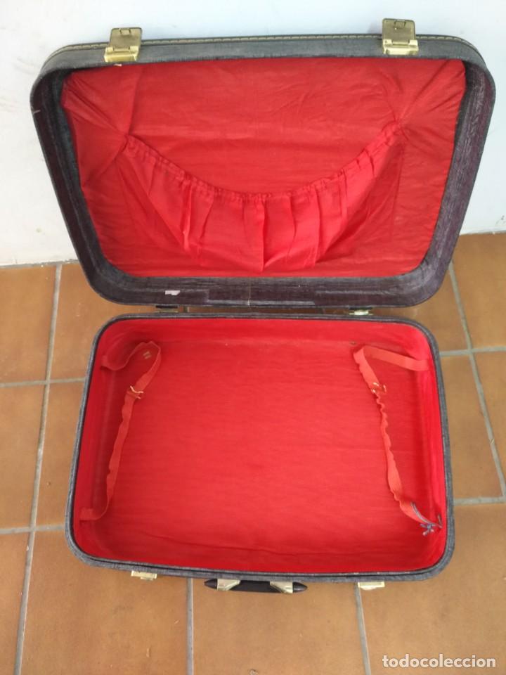 Vintage: Maleta a&ntilde;os 60