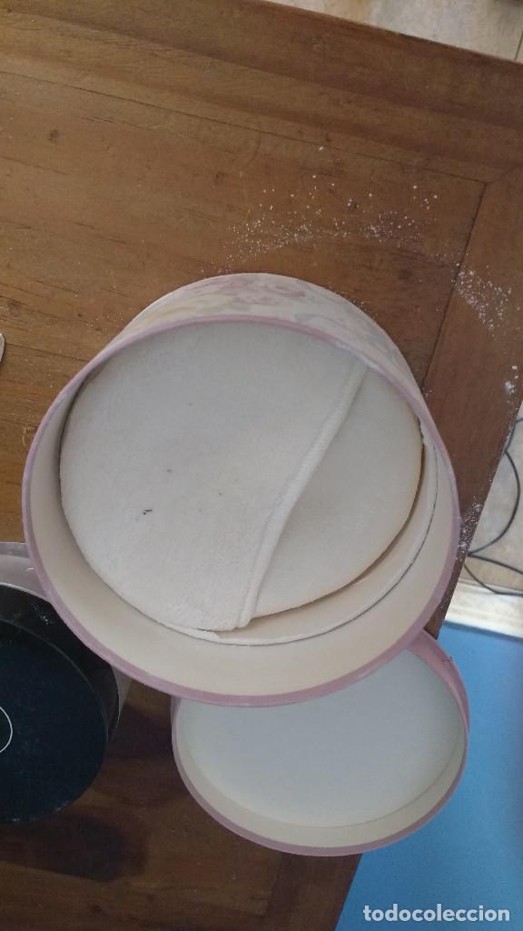 Vintage: polvera de polvos talco con pon pon - Foto 4