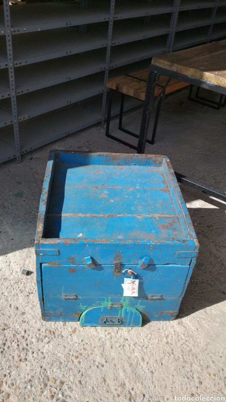 Vintage: Cajon industrial de madera azul - Foto 2