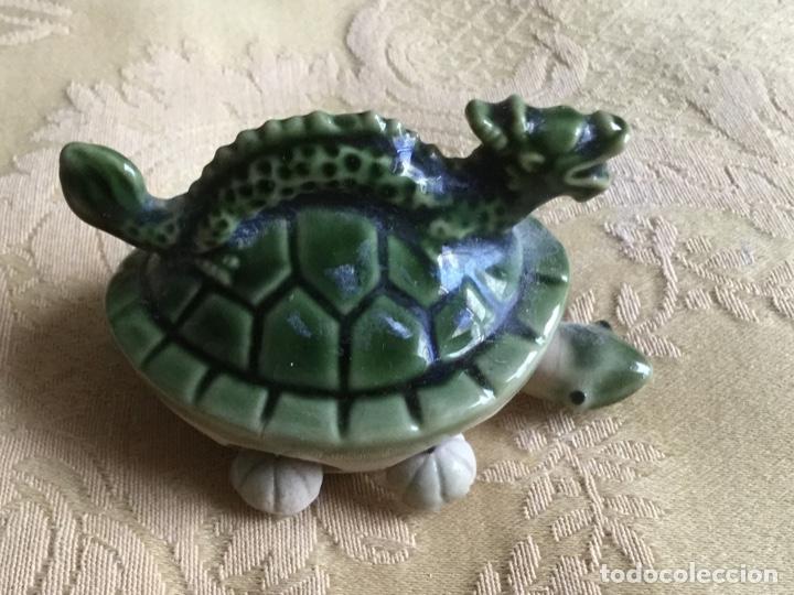 Vintage: TORTUGA DE CER&Aacute;MICA ESMALTADA CON DRAG&Oacute;N ENCIMA