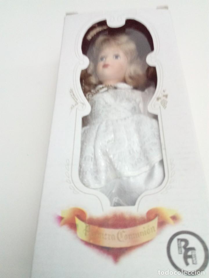 Vintage: MU&Ntilde;ECA DE PORCELANA. PRIMERA COMUNI&Oacute;N. C2JV - Foto 1