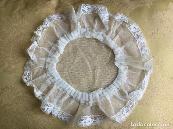 Vintage: CURIOSO TAPETE VINTAGE DE TUL PLISADO