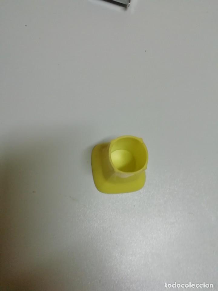 Vintage: Palillero de pl&aacute;stico Vintage Amarillo