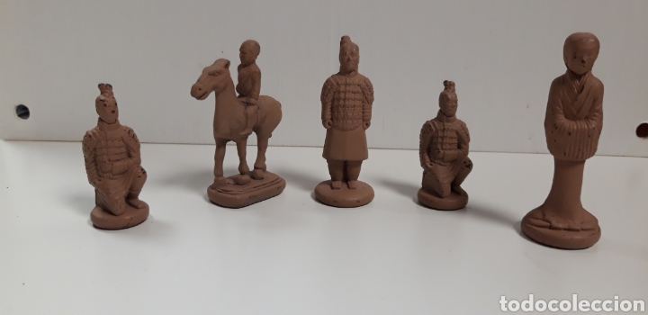 Vintage: Lote 5 figuritas de plomo