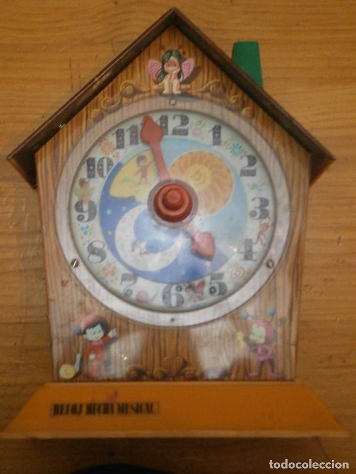 Vintage: PUKC RELOJ MUSICAL DE RICO A&Ntilde;OS-80