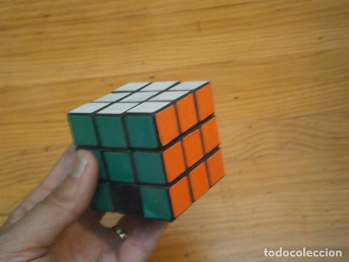 Vintage: CUBO DE RUBIK A&Ntilde;OS 80 - Foto 1