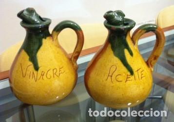 Vintage: FANTASTICA ACEITERA Y VINAGRERA EN BARRO, medidas 150 x 110mm