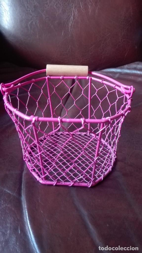 Vintage: Cesta de hierro y alambre con mango de madera - Foto 2