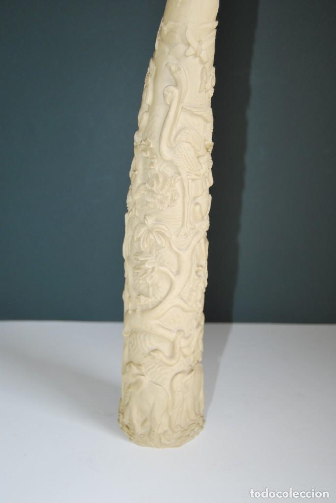 Vintage: COLMILLO DECORADO CON ANIMALES - S&Iacute;MIL MARFIL - 40 CM. - Foto 4