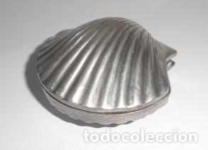 Vintage: PASTILLERO O PEQUE&Ntilde;O JOYERO CONCHA O VIEIRA
