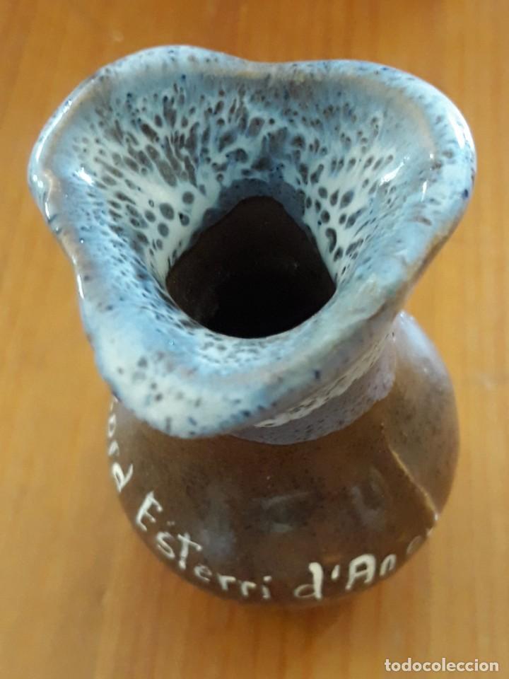 Vintage: JARRITA CERAMICA ESMALTADA XISPEADA - PEQUE&Ntilde;A - JARRA SIN ASAS - ALTURA 7,5 cm - CON ESCRITURA