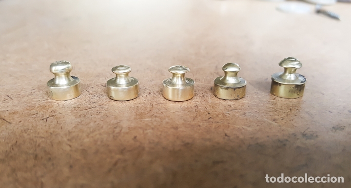 Vintage: LOTE DE 5 PESAS BRONCE DE 2 grms. - Foto 1