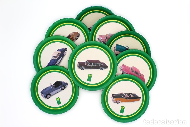 Vintage: Juego de 9 posavasos vintage de metal, publicidad de BP British Petrol. Coches cl&aacute;sicos a&ntilde;os 50