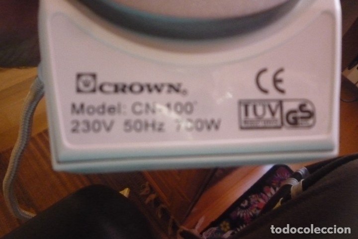 Vintage: PLANCHA DE VIAJE CROWN,CN-100. - Foto 3