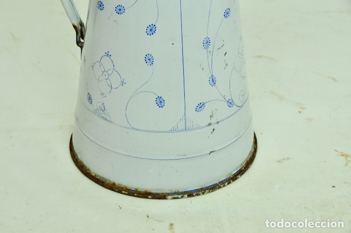 Vintage: Jarra metal esmaltado con dibujos - Foto 4