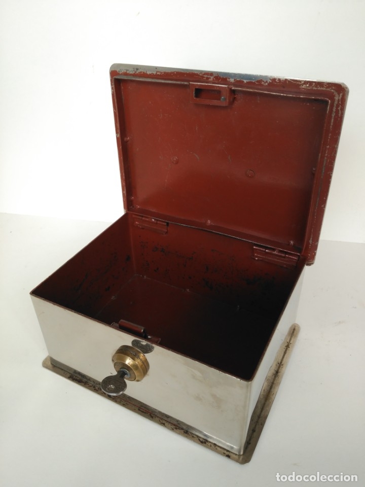 Vintage: Caja de caudales cromada con llave - Foto 2
