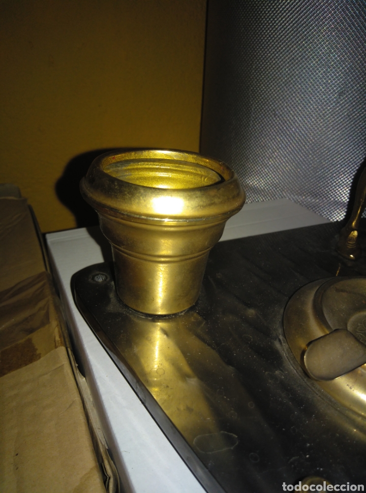Vintage: Escriban&iacute;a formica y bronce - Foto 3