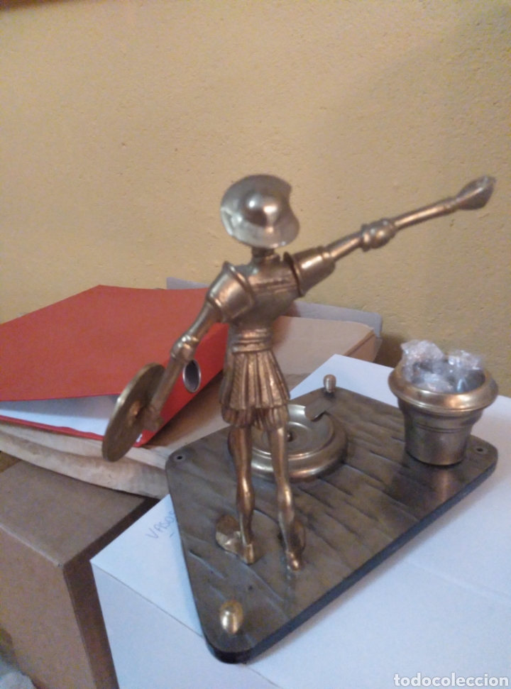 Vintage: Escriban&iacute;a formica y bronce - Foto 6