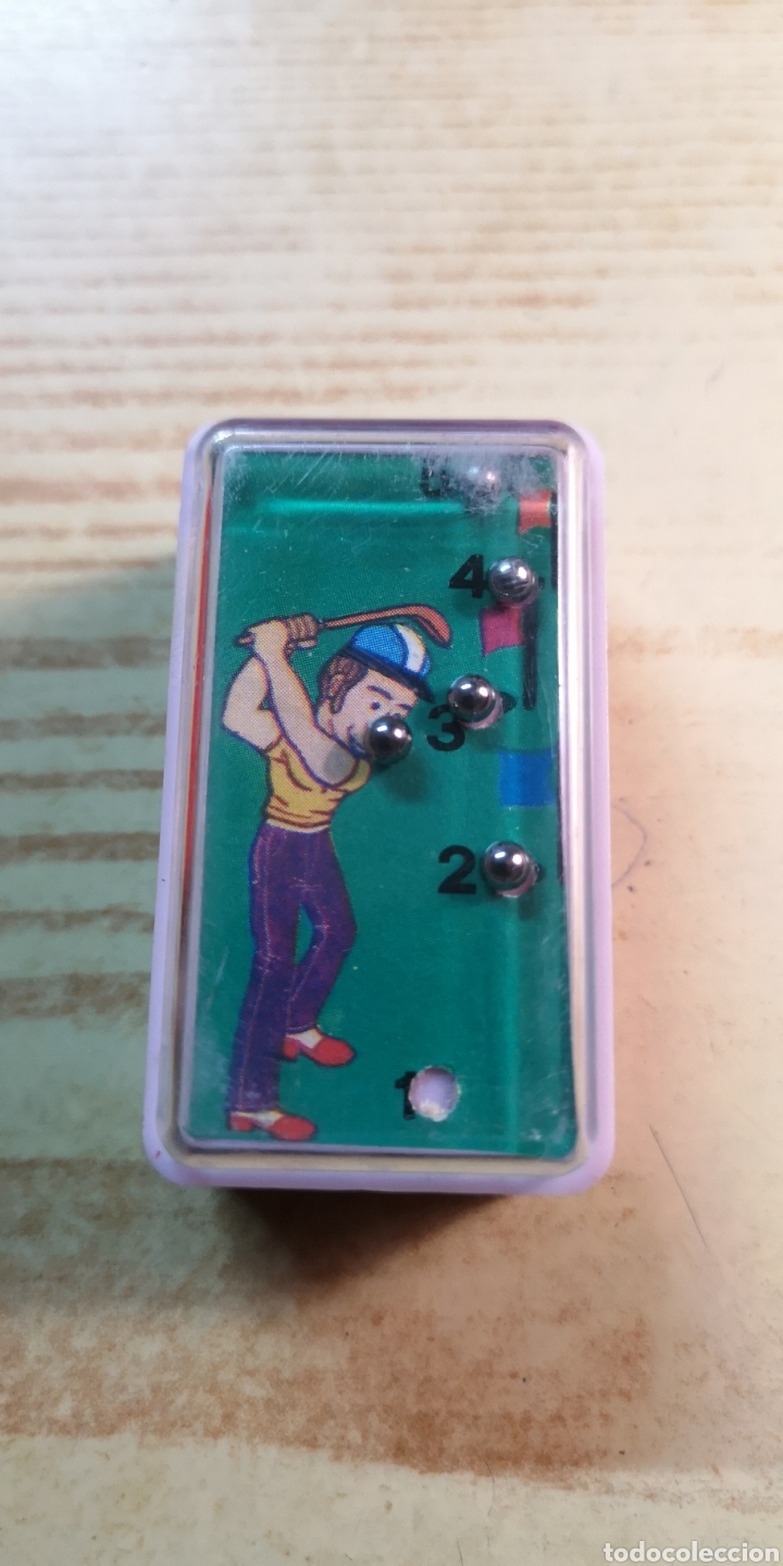 Vintage: Sacapuntas con juego de bolas - Foto 1