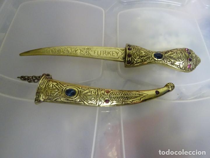 Vintage: DAGA CON FUNDA DE LAT&Oacute;N / COBRE - TURKEY