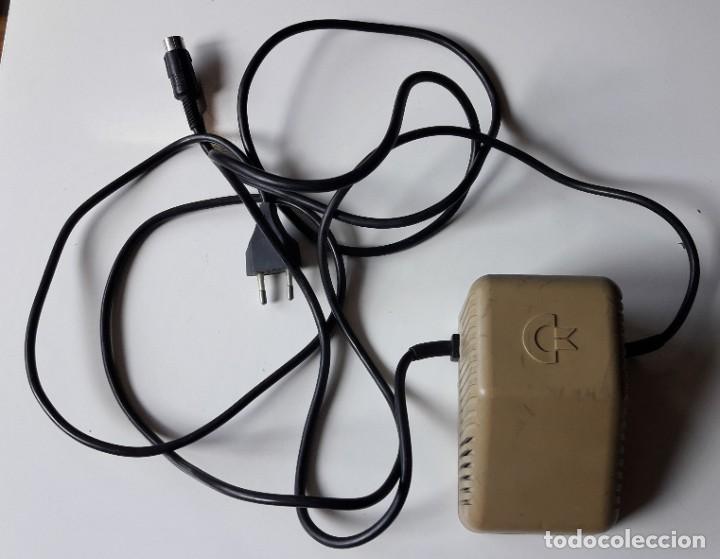 Vintage: TRANSFORMADOR DE COMMODORE C-64, USADO - Foto 1