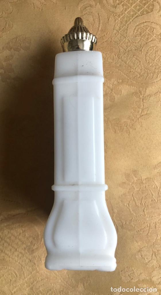 Vintage: FRASCO AVON A&Ntilde;O 70 CON FORMA DE ARMARIO - Foto 3