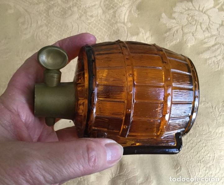 Vintage: FRASCO AVON A&Ntilde;O 70 CON FORMA DE BARRIL - Foto 6