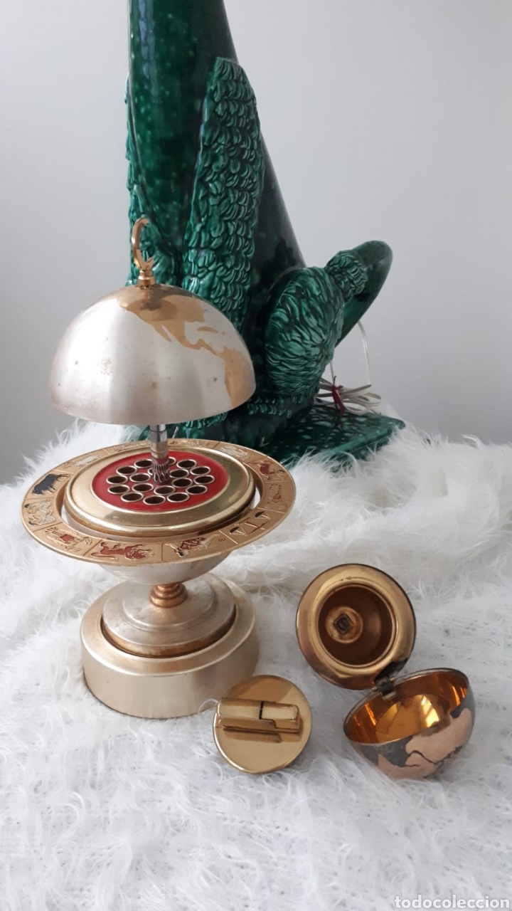 Vintage: Expendedor cigarrillos y mechero - Foto 1