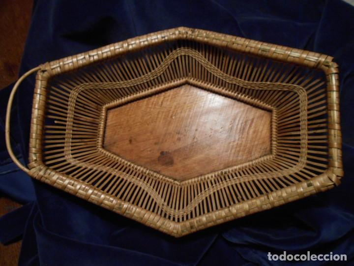 Vintage: PRECIOSA Y &Uacute;NICA PANERA DE MIMBRE Y MADERA, A&Ntilde;OS 60