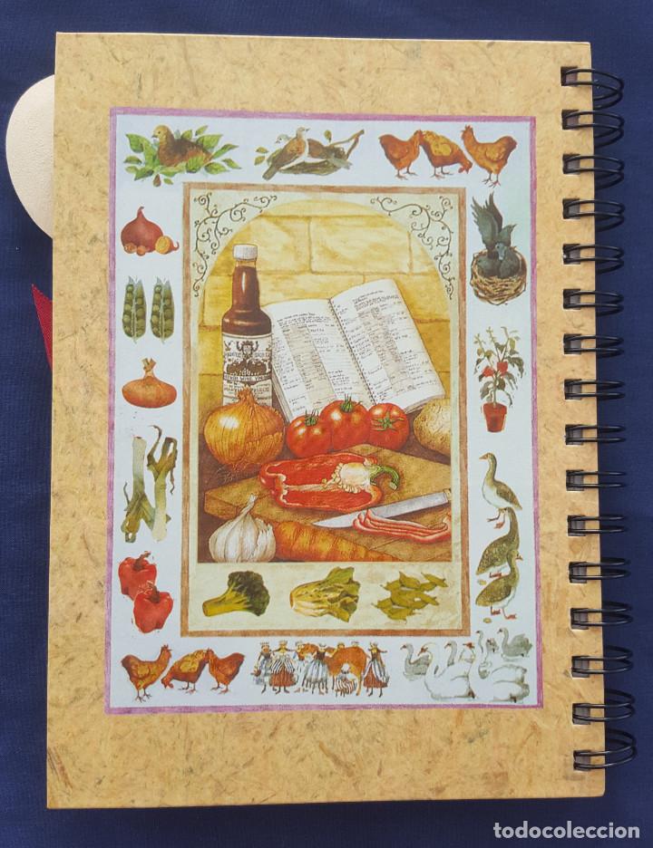 Vintage: CUADERNO DE RECETAS. CON CUCHARA DE MADERA - Foto 2
