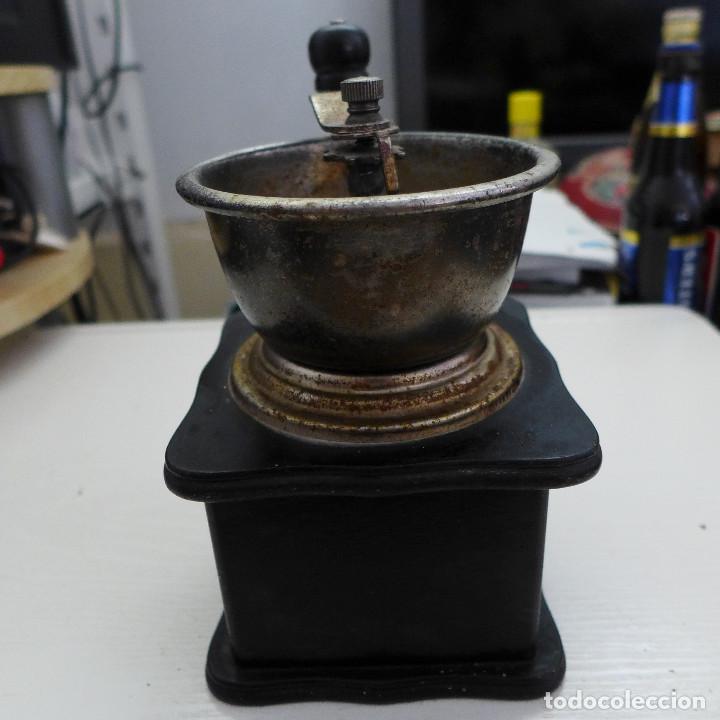 Vintage: REPLICA DE MOLINILLO DE CAFE DE MADERA Y METAL - Foto 4