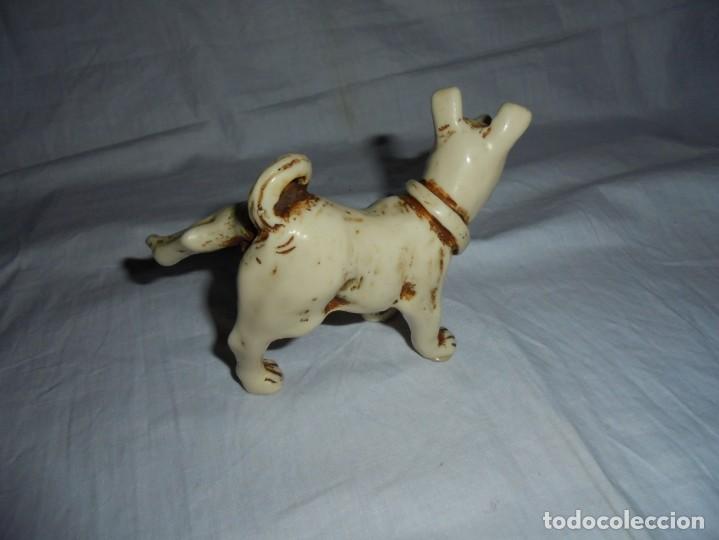 Vintage: BONITO PERRO DE RESINA - Foto 3