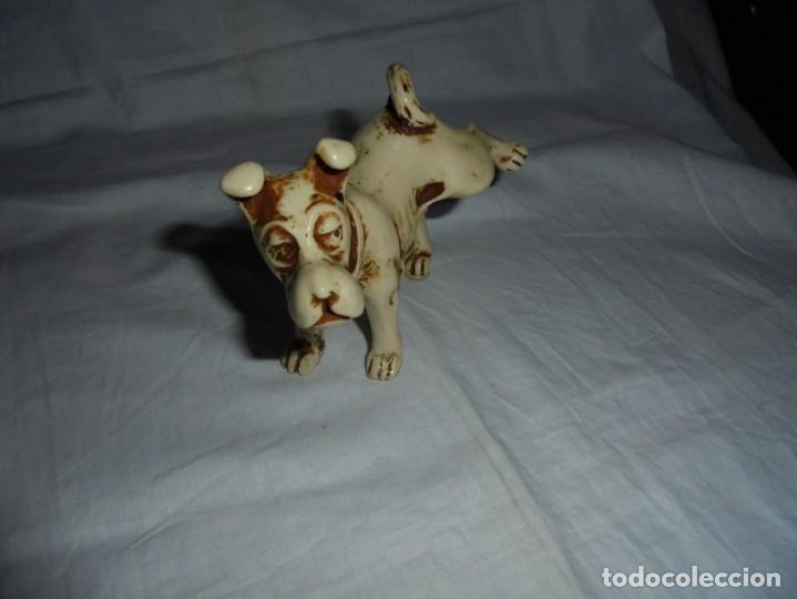 Vintage: BONITO PERRO DE RESINA - Foto 6
