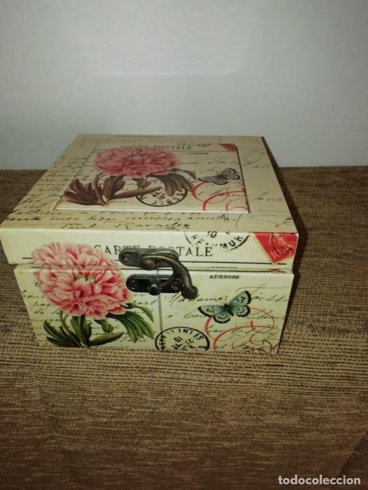 Vintage: Caja reloj madera entelada y metal carte postale