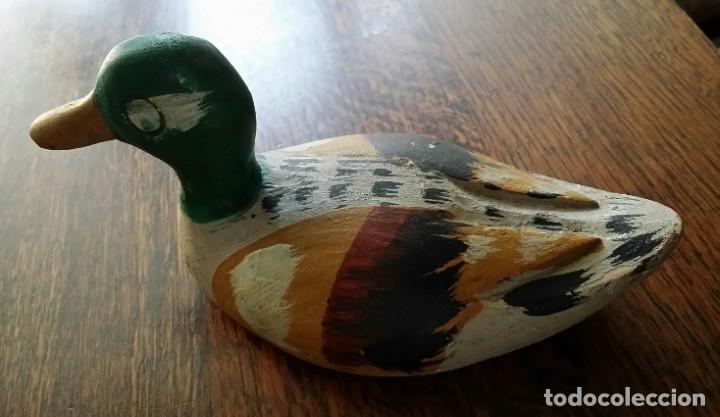 PATO DE MADERA