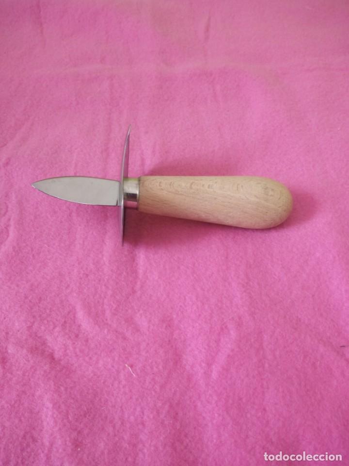 Vintage: Cuchillo abre ostras de acero y mango de madera - Foto 1