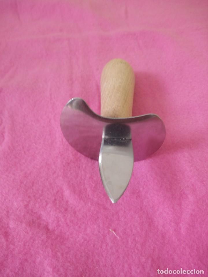 Vintage: Cuchillo abre ostras de acero y mango de madera - Foto 2