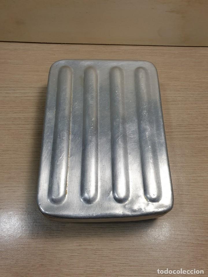 Vintage: ANTIGUA FIAMBRERA DE ALUMINIO
