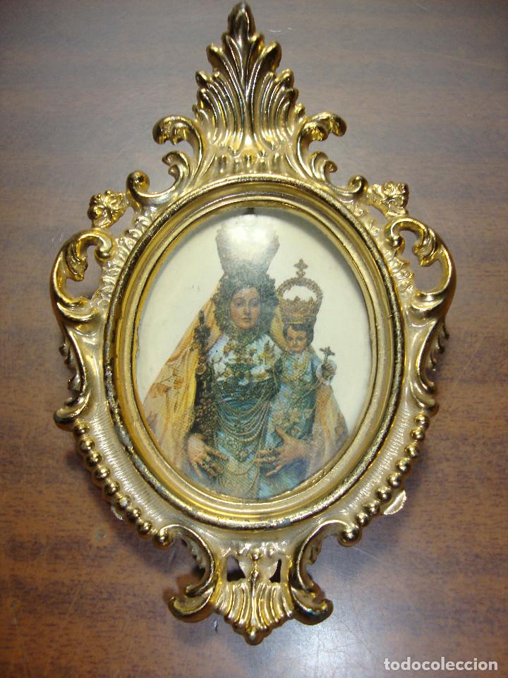 Vintage: PEQUE&Ntilde;O CUADRO DORADO CON LA IMAGEN DE LA VIRGEN