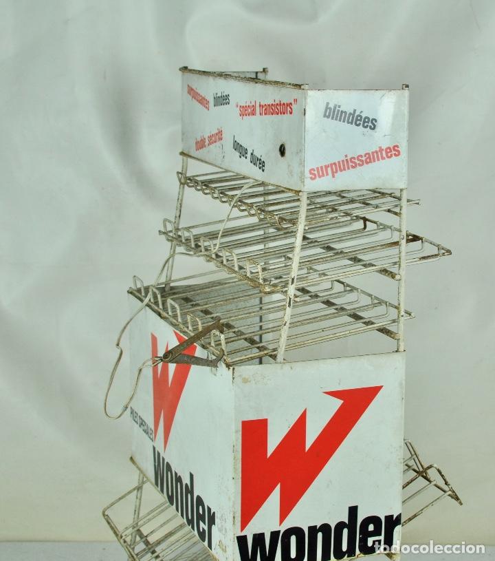 Vintage: Expositor franc&eacute;s Pilas Wonder - Foto 10