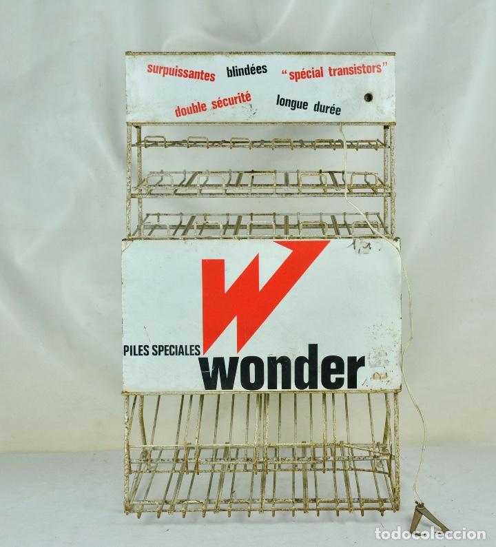 Vintage: Expositor franc&eacute;s Pilas Wonder - Foto 1