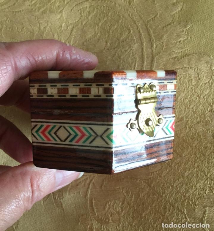 Vintage: PEQUE&Ntilde;A CAJA DE TARACEA - Foto 11