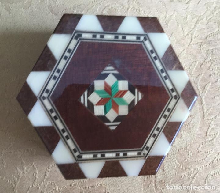 Vintage: PEQUE&Ntilde;A CAJA DE TARACEA