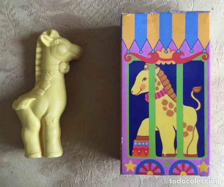 Vintage: CAJA DE JABON.PERFUMADO AVON VINTAGE A&Ntilde;OS 70 CON FORMA DE JIRAFA