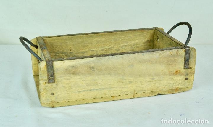 Vintage: Caja fabricada con madera antigua - Foto 1