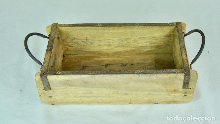 Vintage: Caja fabricada con madera antigua - Foto 2