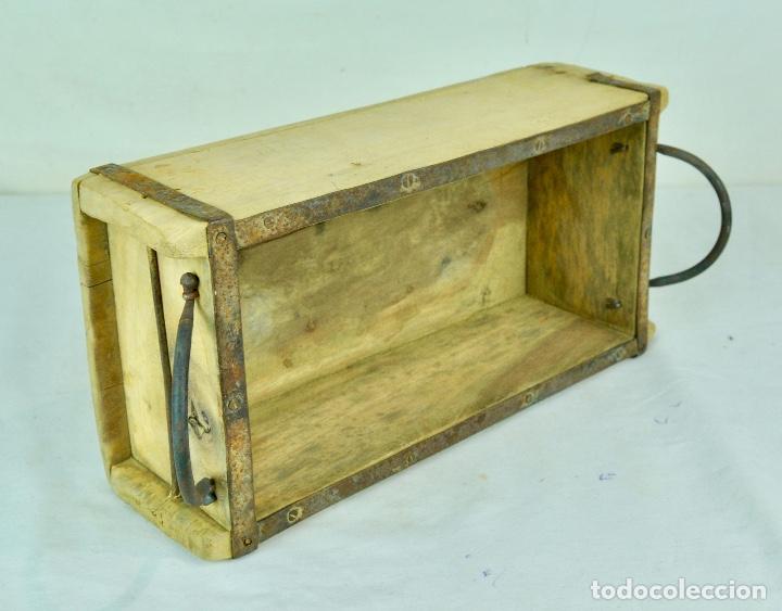 Vintage: Caja fabricada con madera antigua - Foto 3